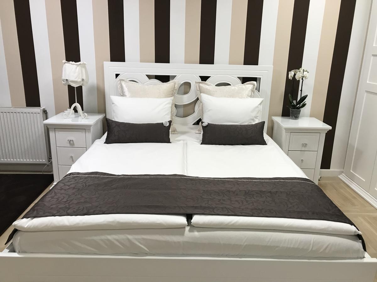 Lux New White Apartment Novi Sad Luaran gambar